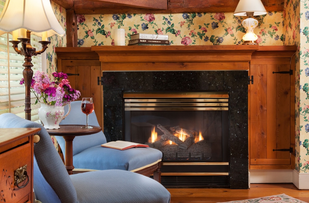 The Inn at Round Barn Farm 32/70