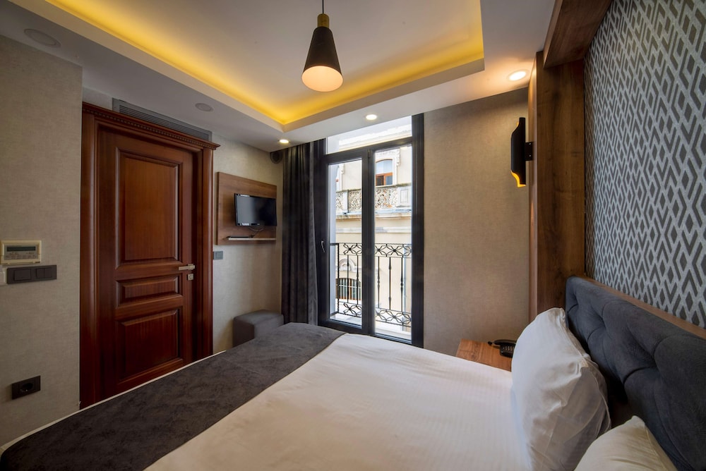 World Heritage Center Hotel 16/50