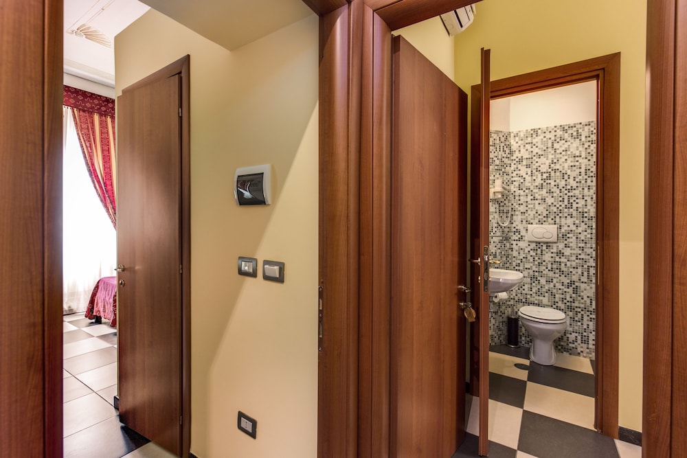 Adas Hotel 40/80
