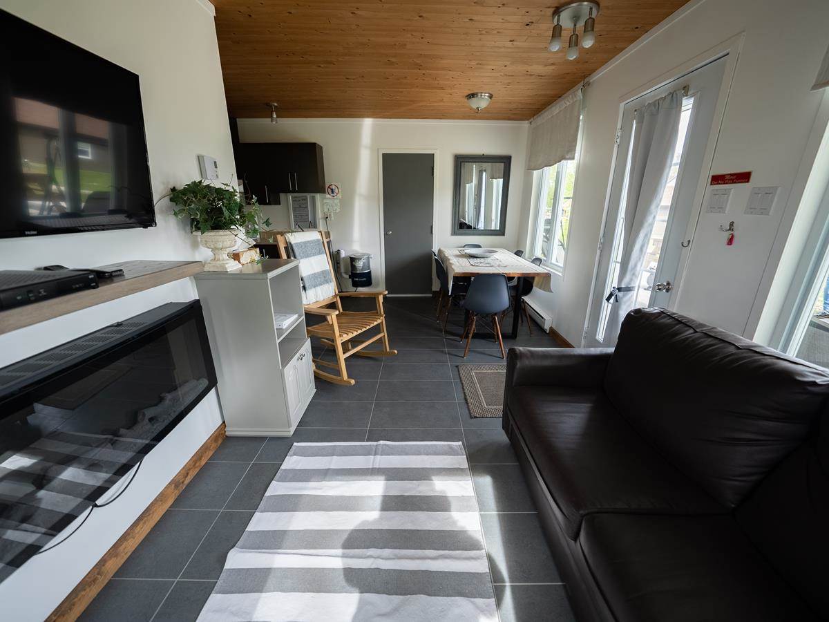 LES CHALETS BAIE CASCOUIA 22/50