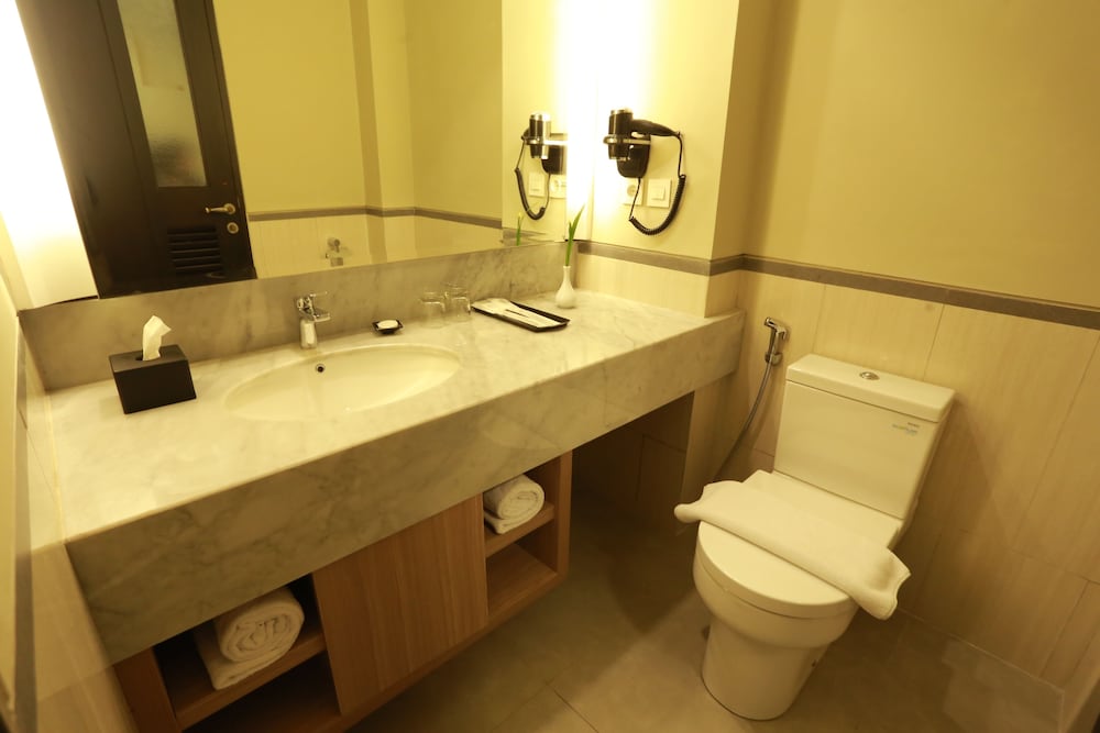 El Hotel Banyuwangi 39/42