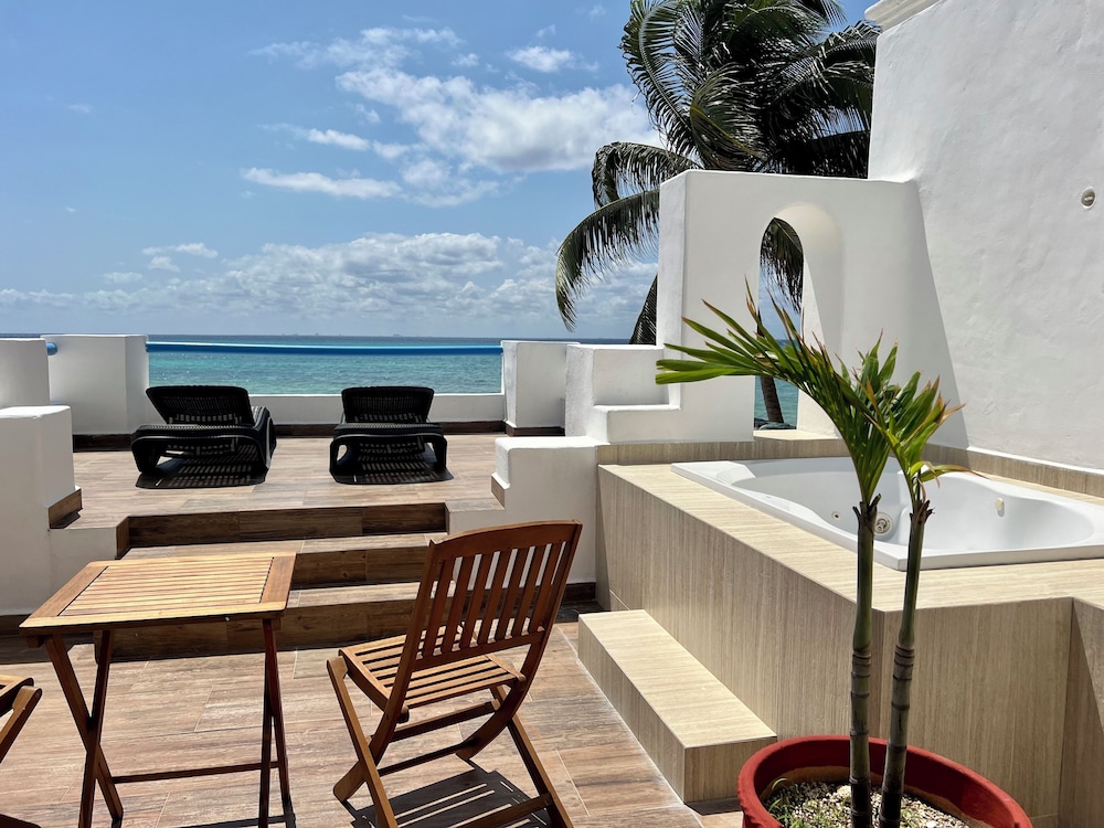 Pelicano Inn 50/67
