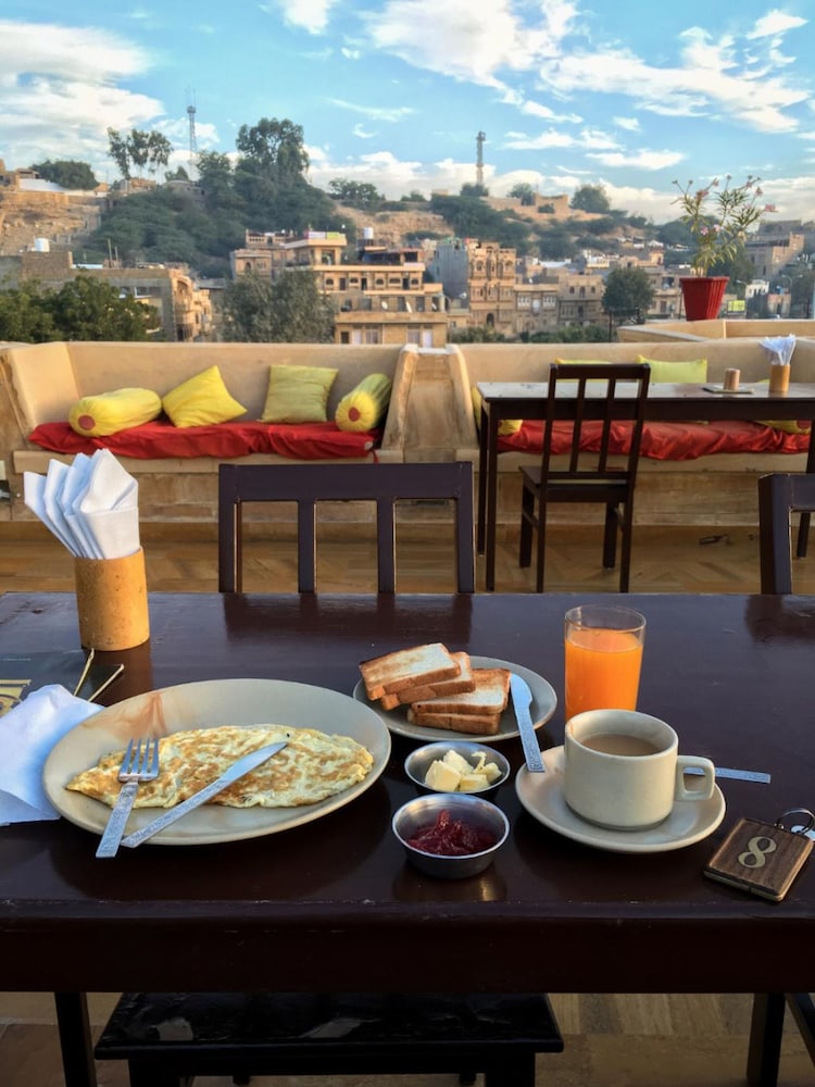 Hotel Pleasant Haveli 33/50