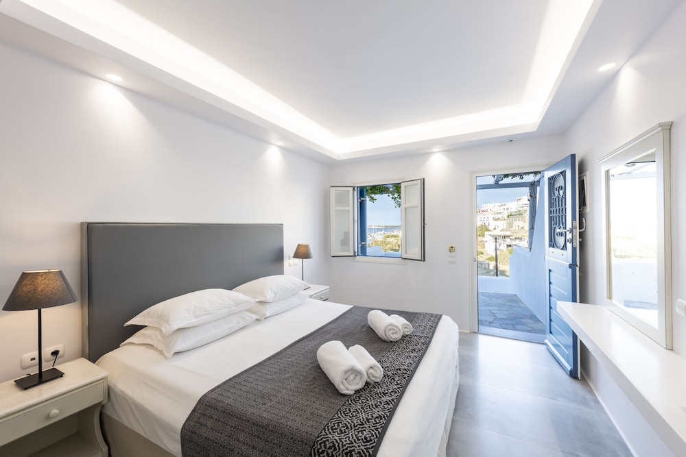 Alexandros Studios And Apartments 46/76