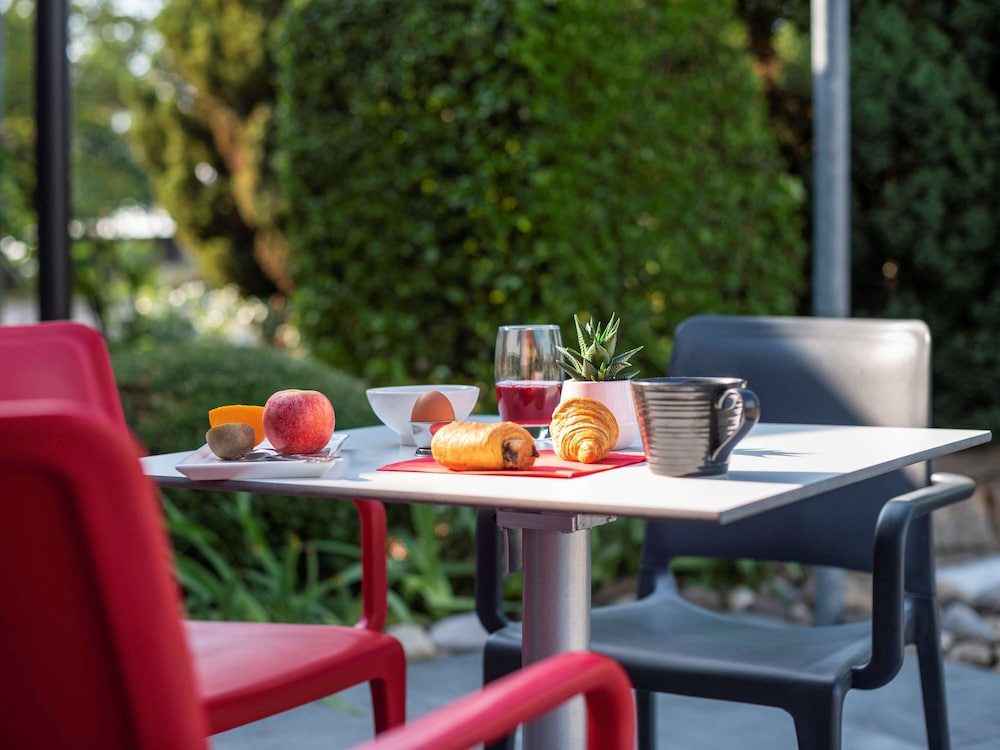 Ibis Nuits Saint Georges 42/59