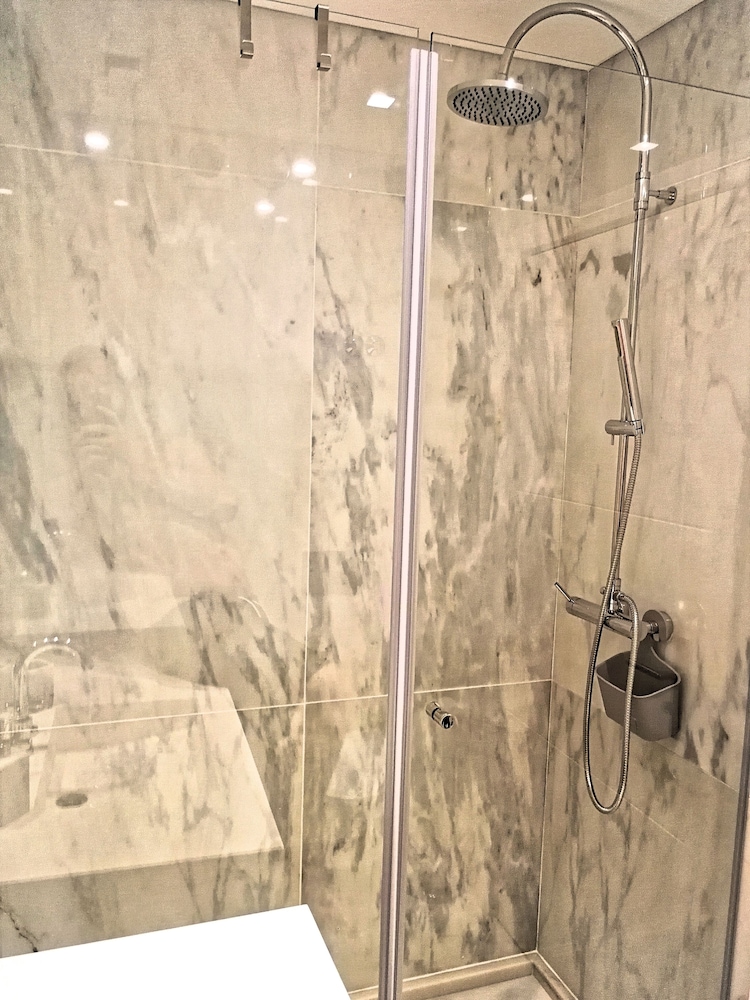 Industrial Lisbon Apartment - Adults Only 48/49