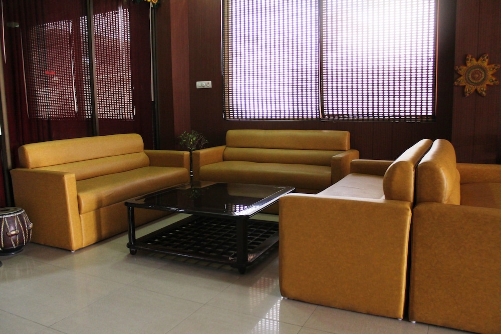 Hotel Maiden Residency 36/50