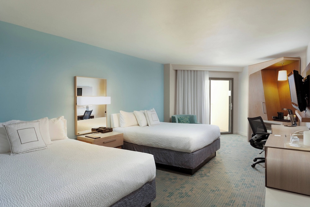 Room, 2 Queen Beds, Ocean Front, Balcony
