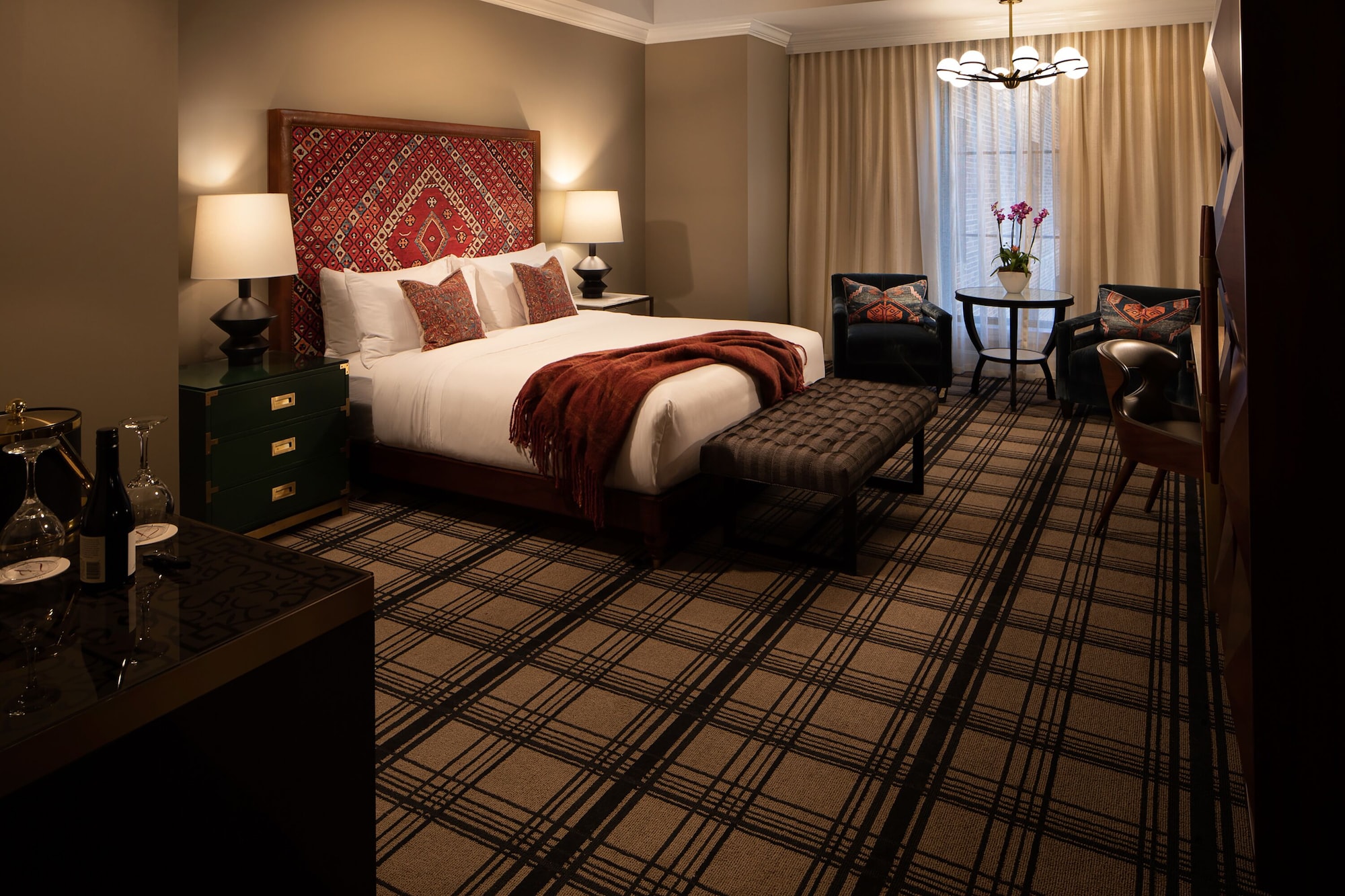 PREMIUM, KING BED