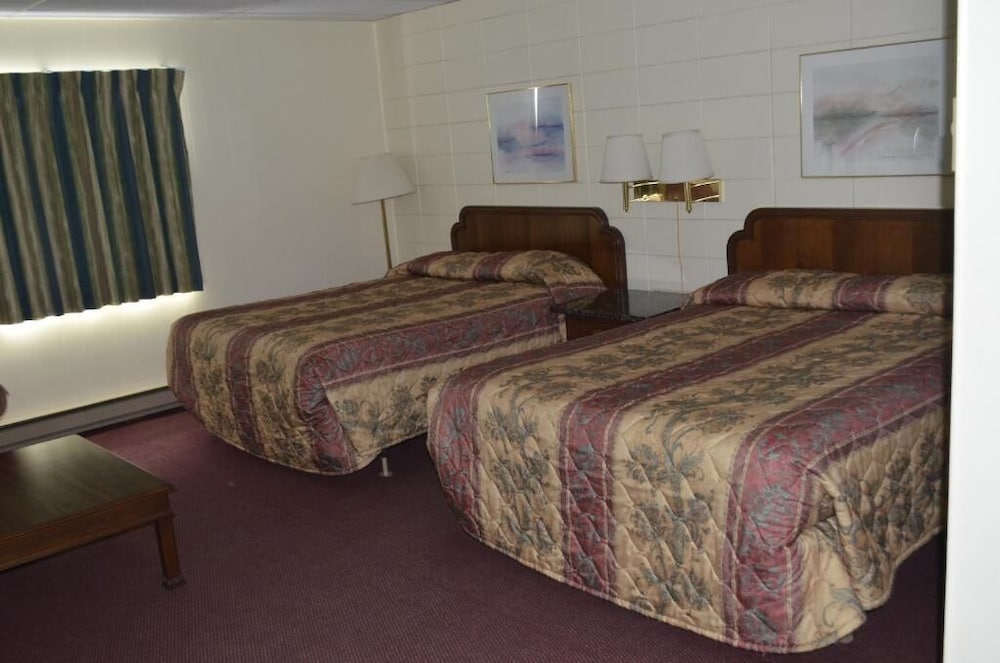 Grand Inn Fargo 23/32