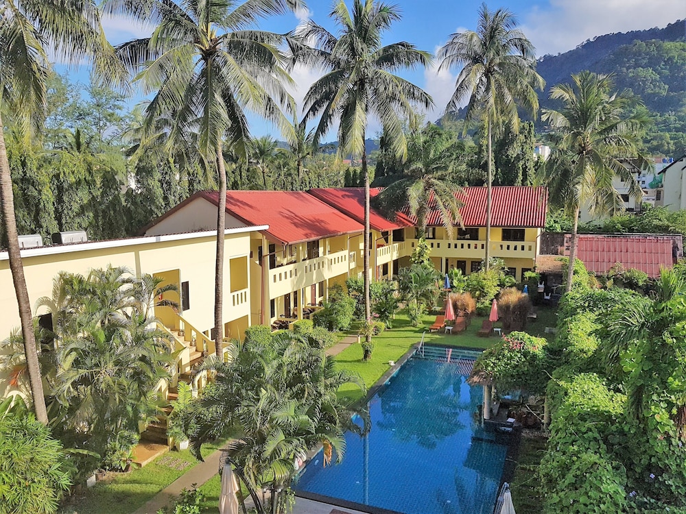Austrian Garden Tai Pan Village 68/72