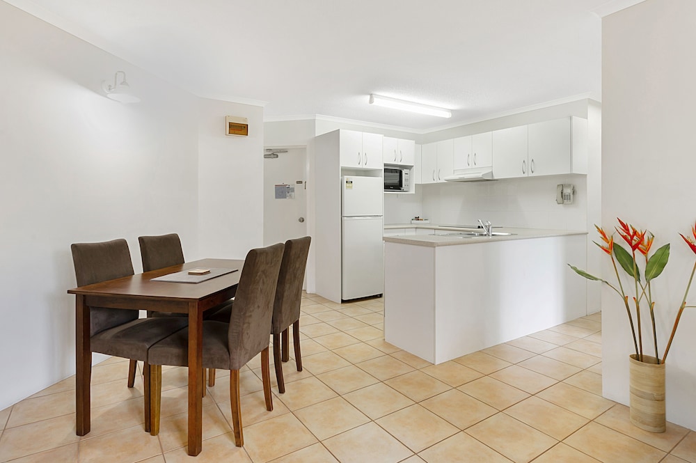 Outrigger Apartments Port Douglas 7/50