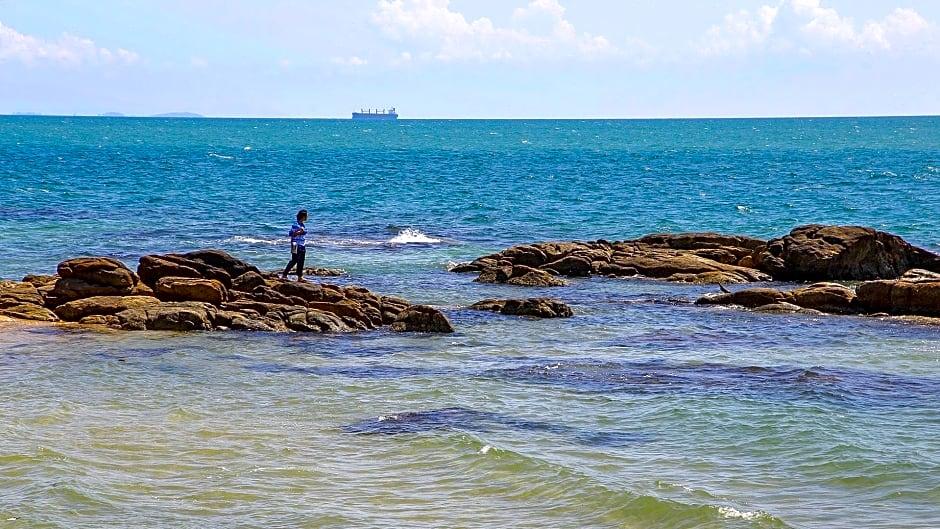 Khanom Hill Resort 32/50
