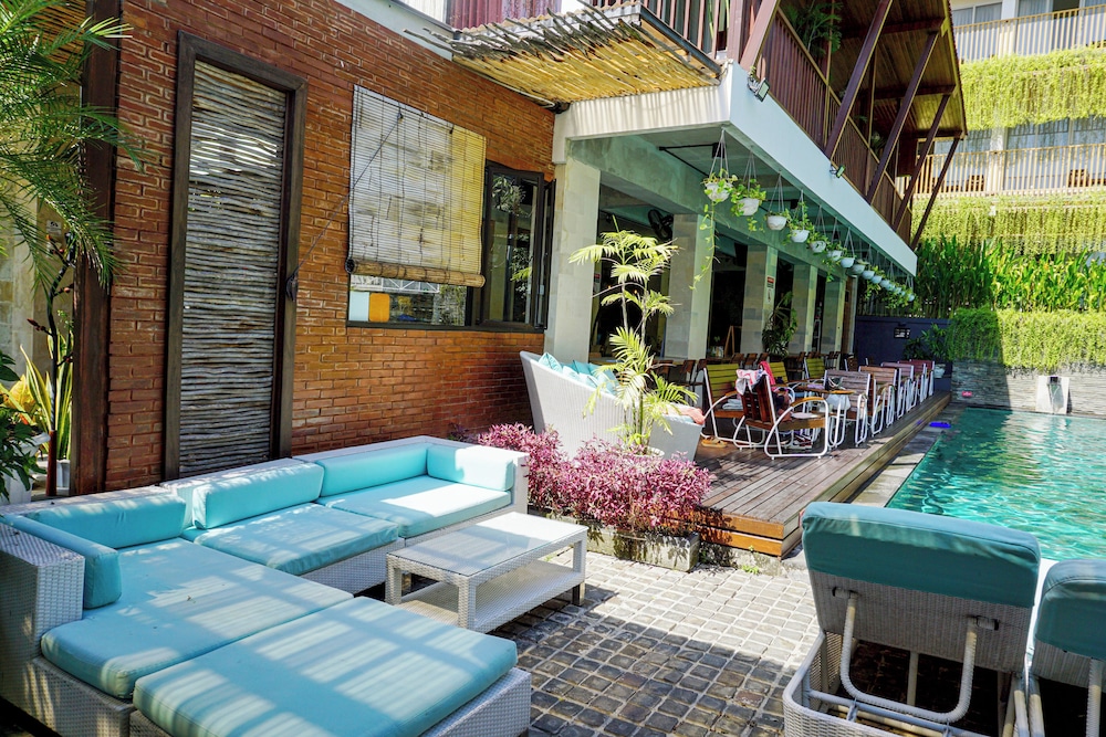 Graha Socio Hotel 33/56