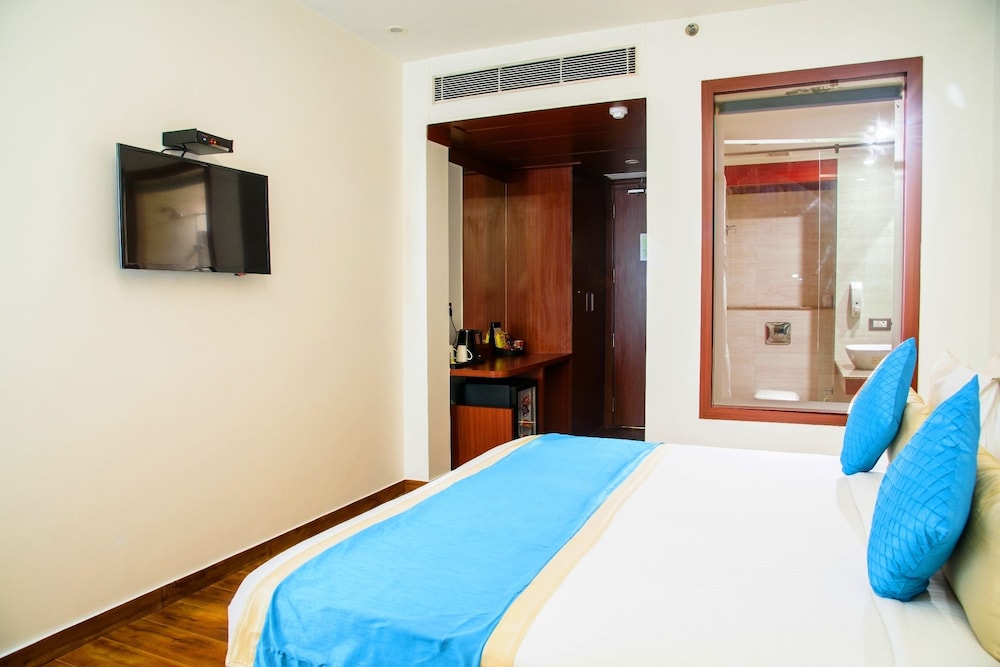 Ascent Biz Hotel 10/44