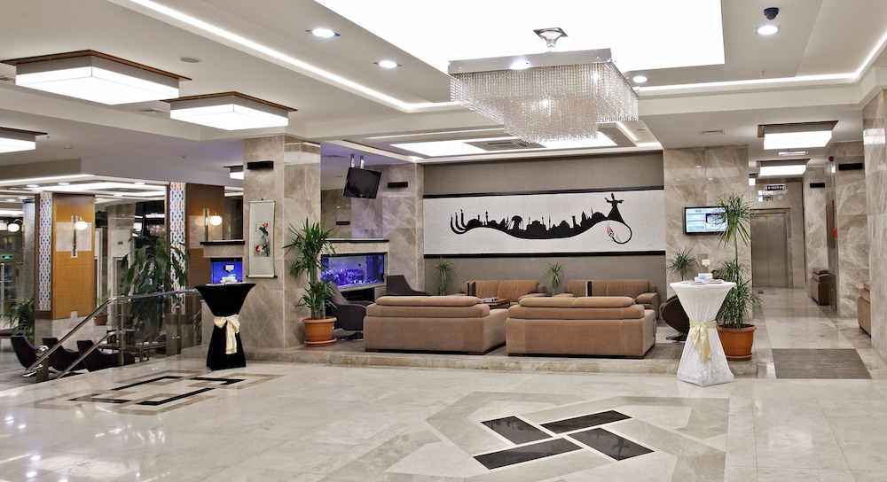Selcuk Hotel Sems I Tebrizi 8/93