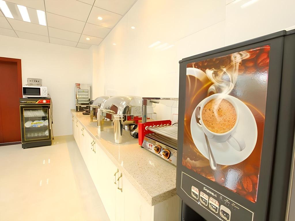 Greentree Inn Zhenjiang Science And Technology University Youth Square Express Hotel 32/41