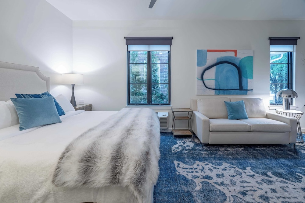121 Hotel 44/50