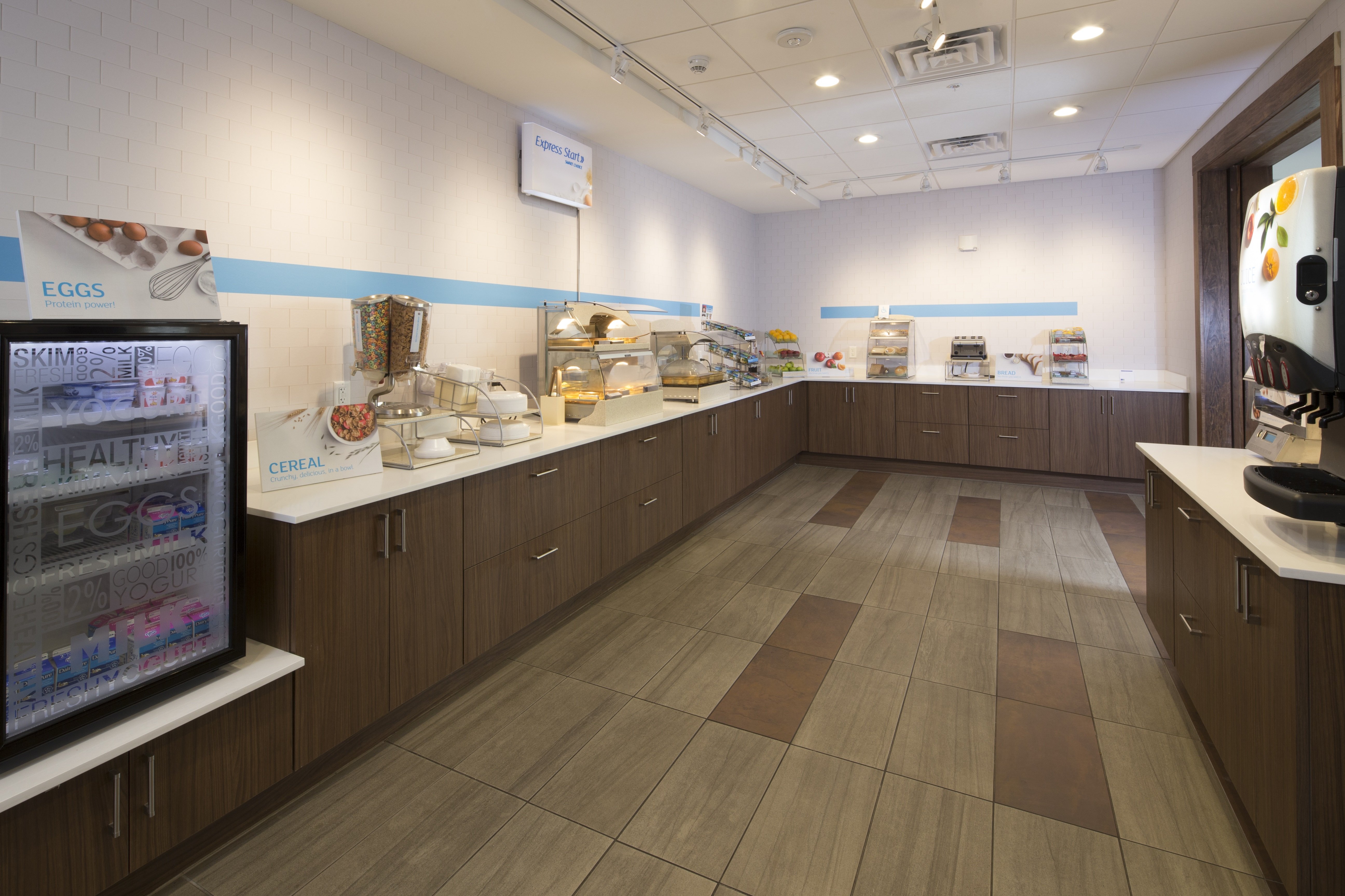Holiday Inn Express Suites Alpena Downtown 4/40