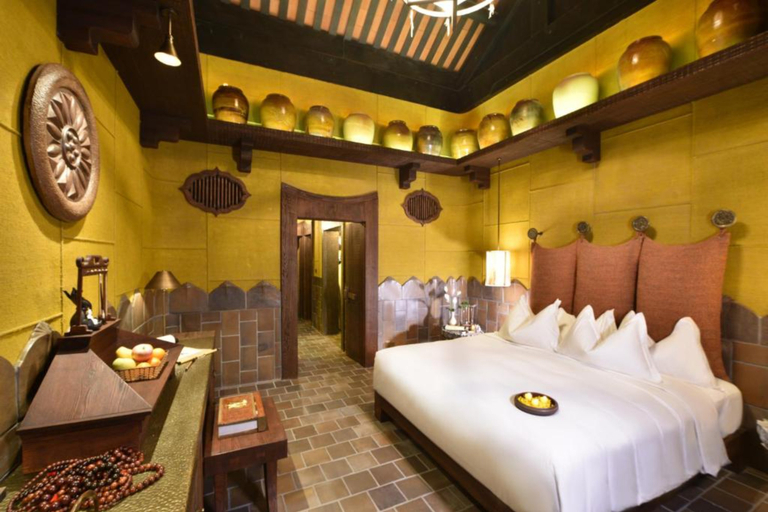 Garden, Deluxe, King Bed, Pool View