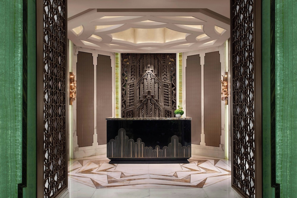 The St. Regis Shanghai on the Bund 8/50