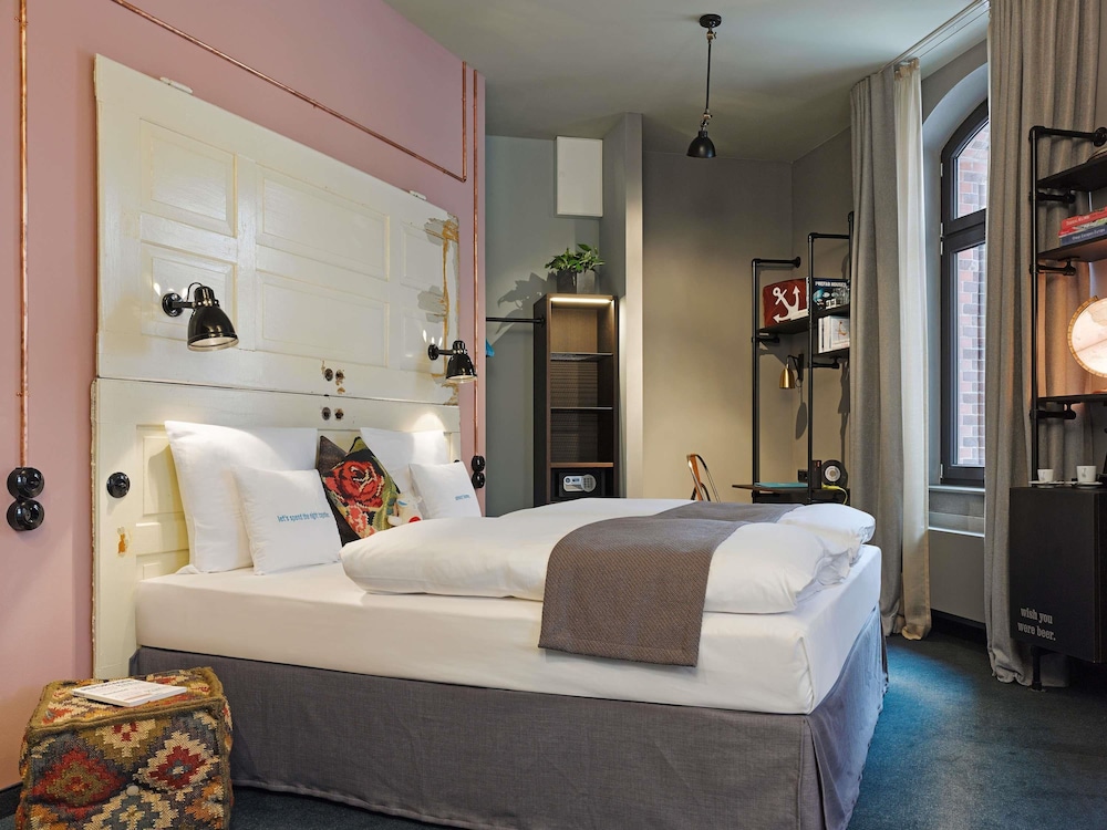 25Hours Hotel Altes Hafenamt 10/68