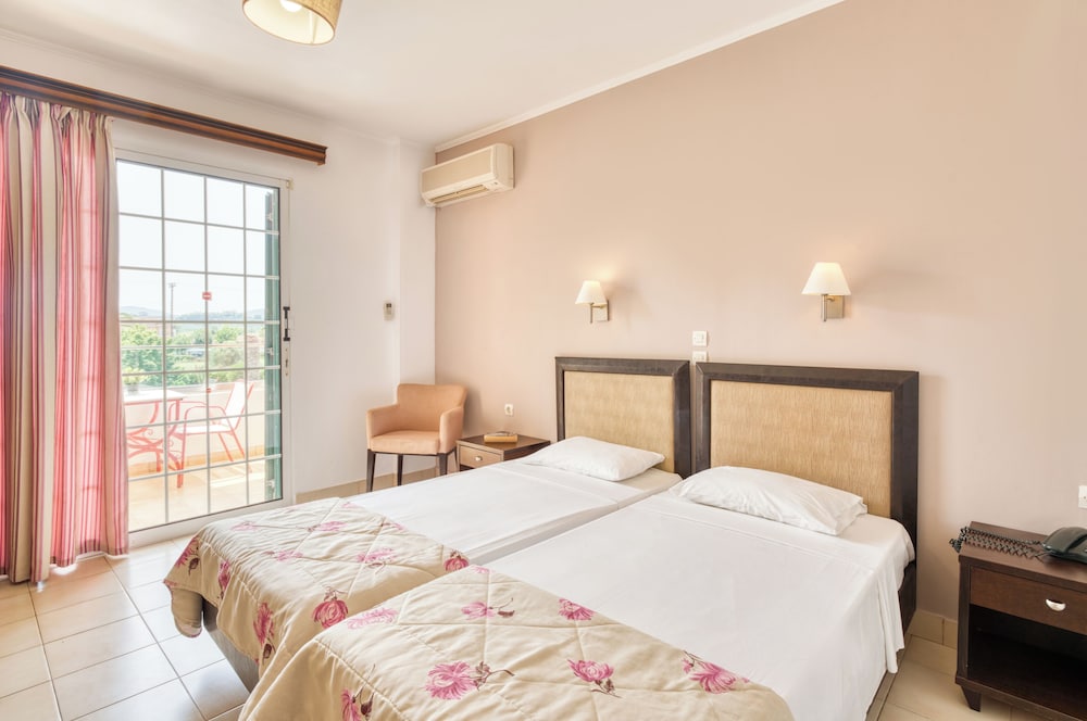 Oscar Hotel 15/49