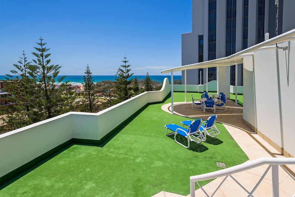The Ritz Resort 59/65
