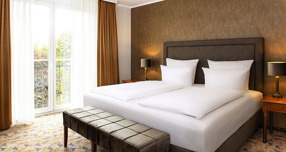 Victor Apos S Residenz Hotel Berlin 5/33