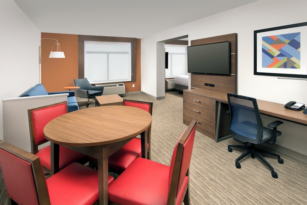 Holiday Inn Express Suites Baltimore Bwi Airport North Ex Wingate By Wyndham 60/69