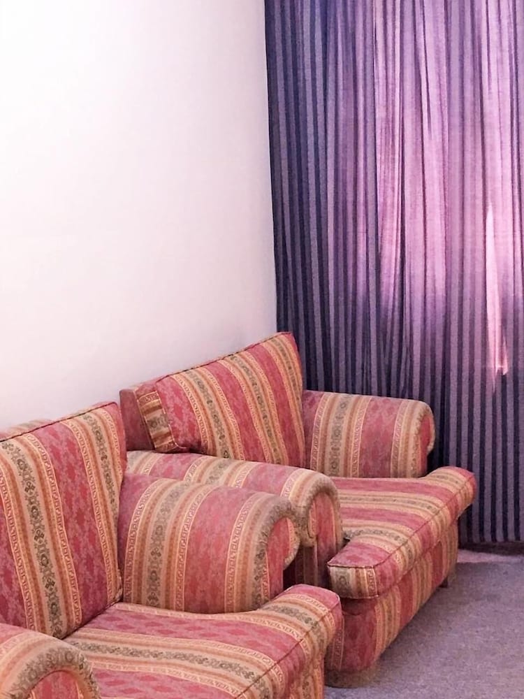 Sami Apartments 25/50