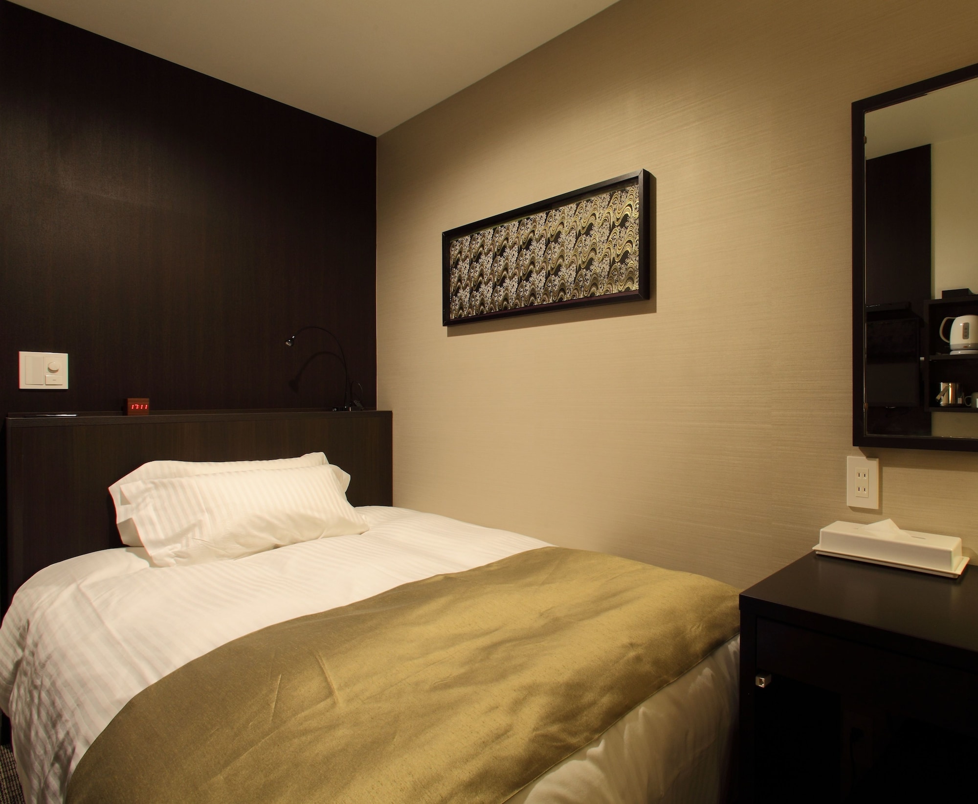 Semi Room, Casual, Semi Double Bed, Main Building