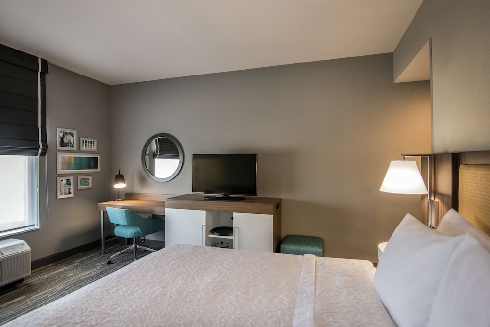 Hampton Inn Suites Tallahassee Capital University Fl 28/62