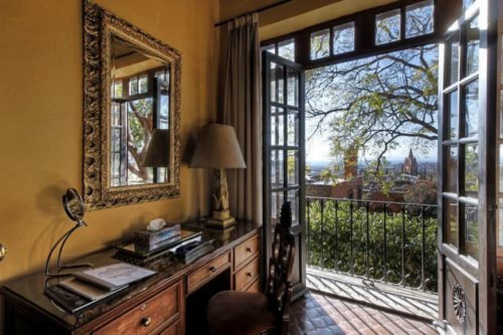Casa Schuck Bed and Breakfast 48/50