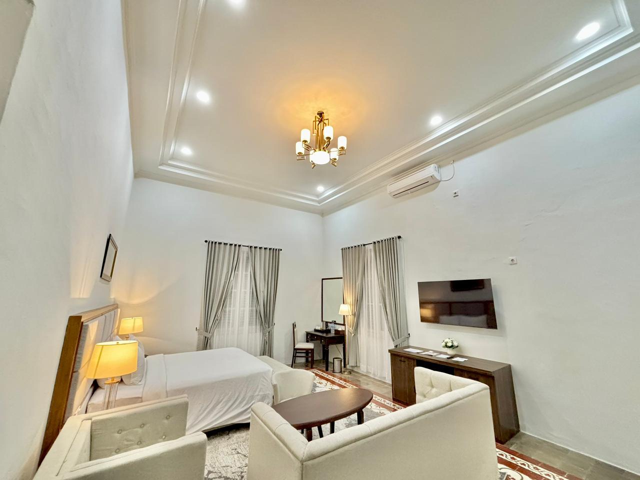 4 Bedrooms, Residence, Villa