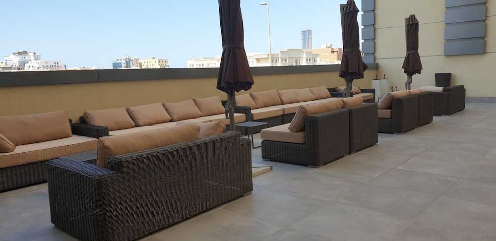 شقق أداجيو الفندقية جدة طريق الملك(Adagio Aparthotel Jeddah Malik Road) 56/73