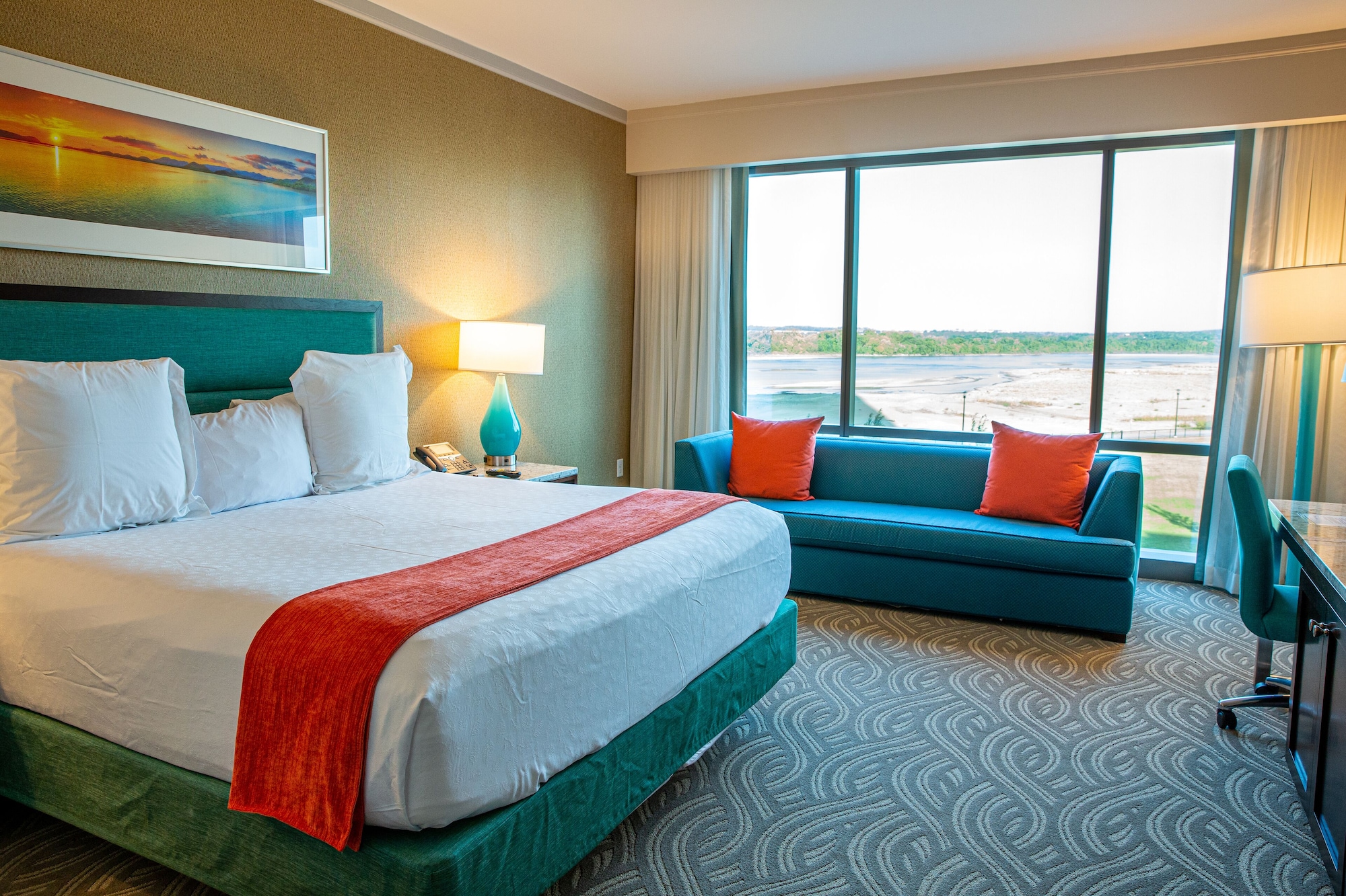 STANDARD, KING BED, ACCESSIBLE