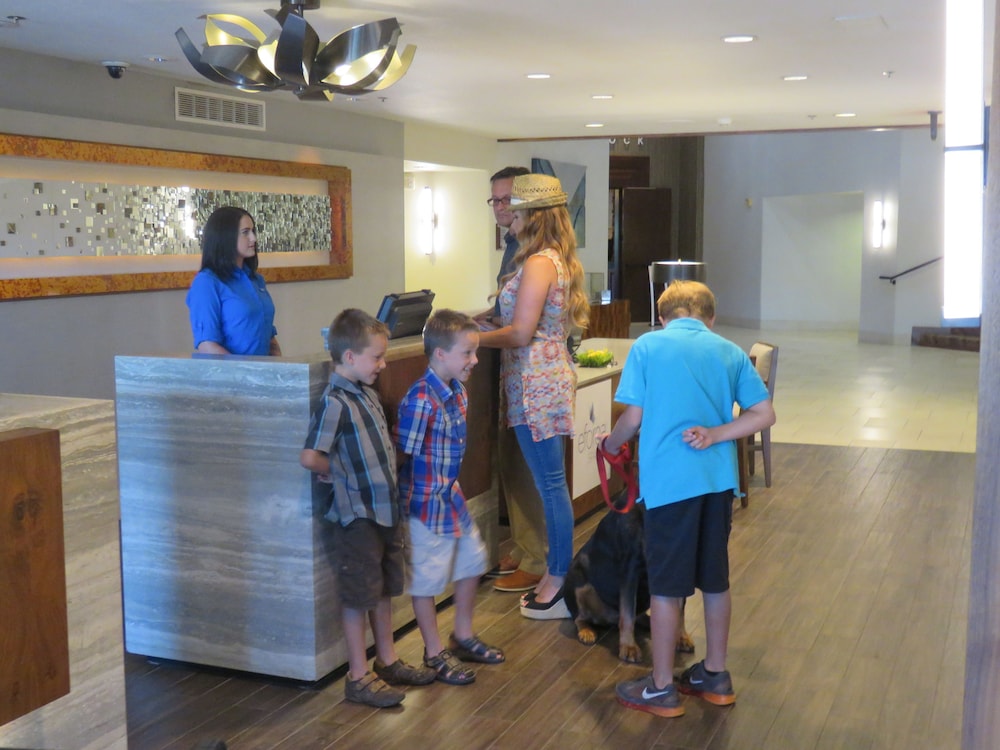 Hilton Sedona Resort At Bell Rock 64/82