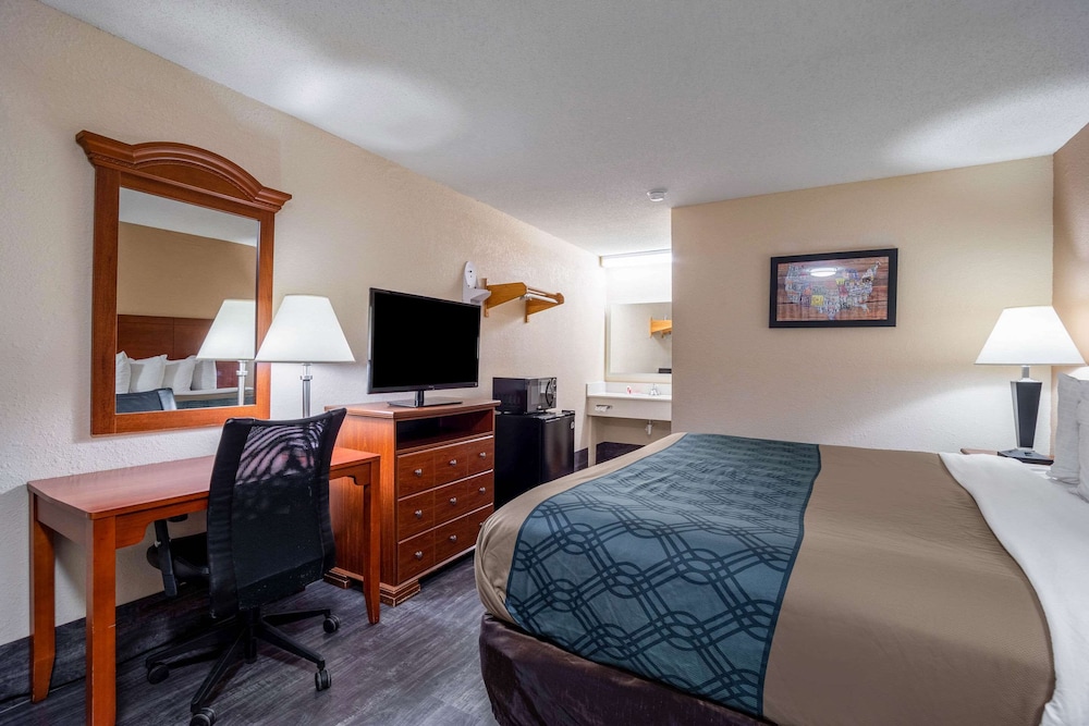 Econo Lodge Inn & Suites Cayce I-26 Airport 10/32