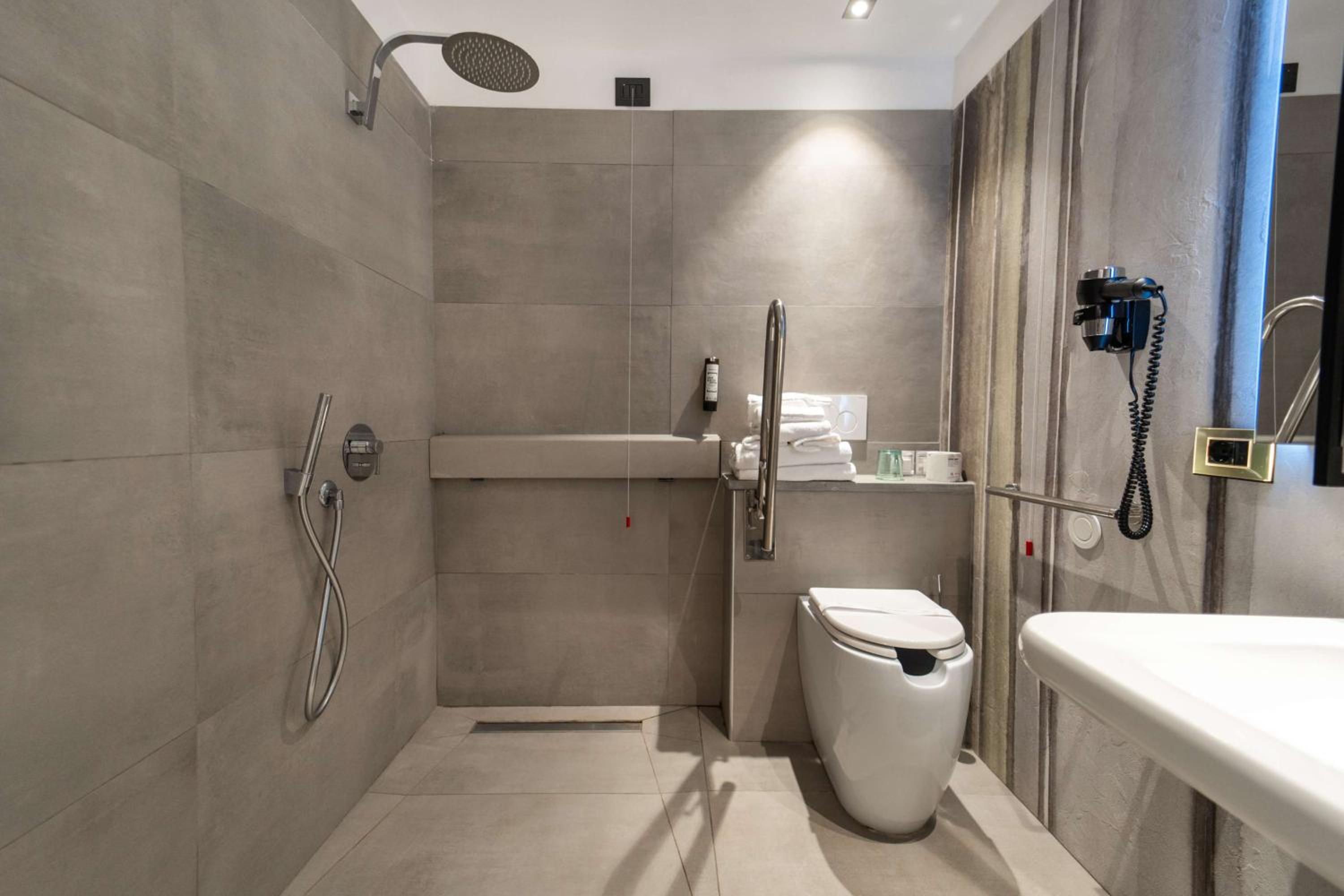 غرفة سوبيريور بسرير مزدوج لذوي الإعاقة، Best Western Plus Sabaudia Hotel & Spa 4/4