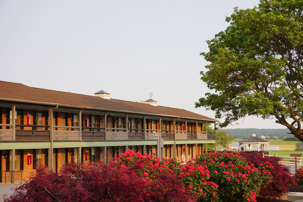 Harvest Drive Family Inn 6/68