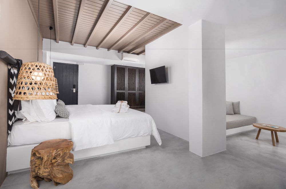 My Mykonos Hotel 6/79