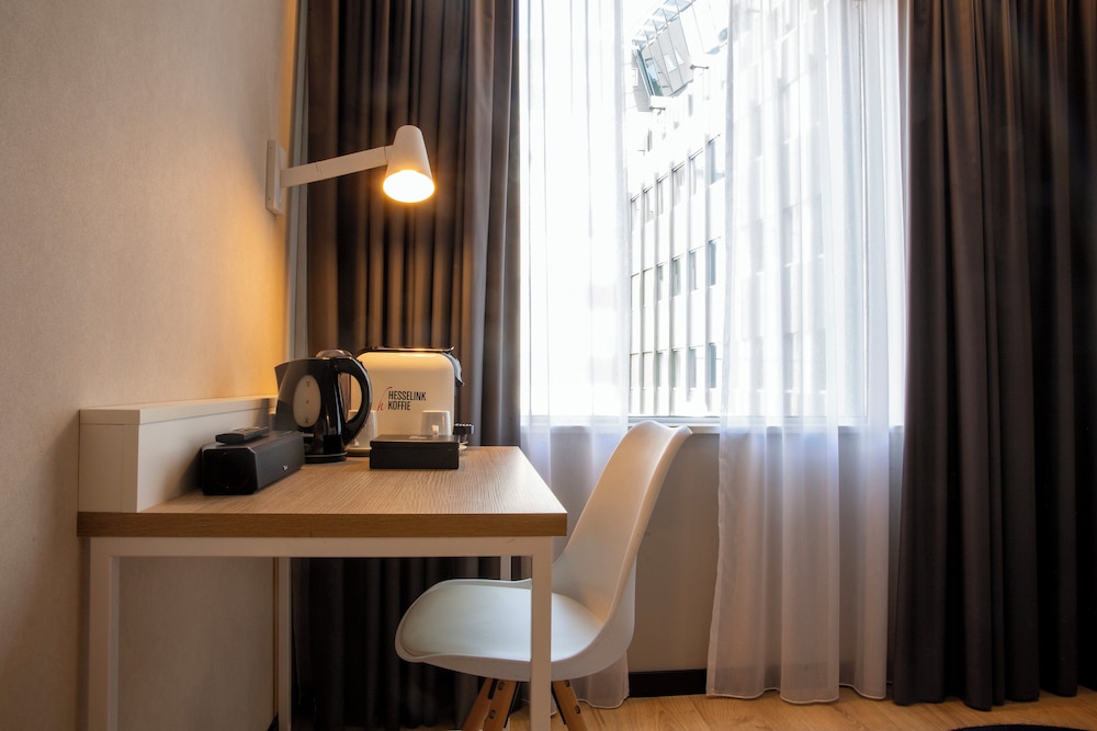 Holiday Inn - the niu, Dairy Haarlem by IHG 48/58
