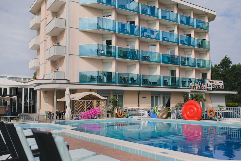 Hotel La Bussola 2/50