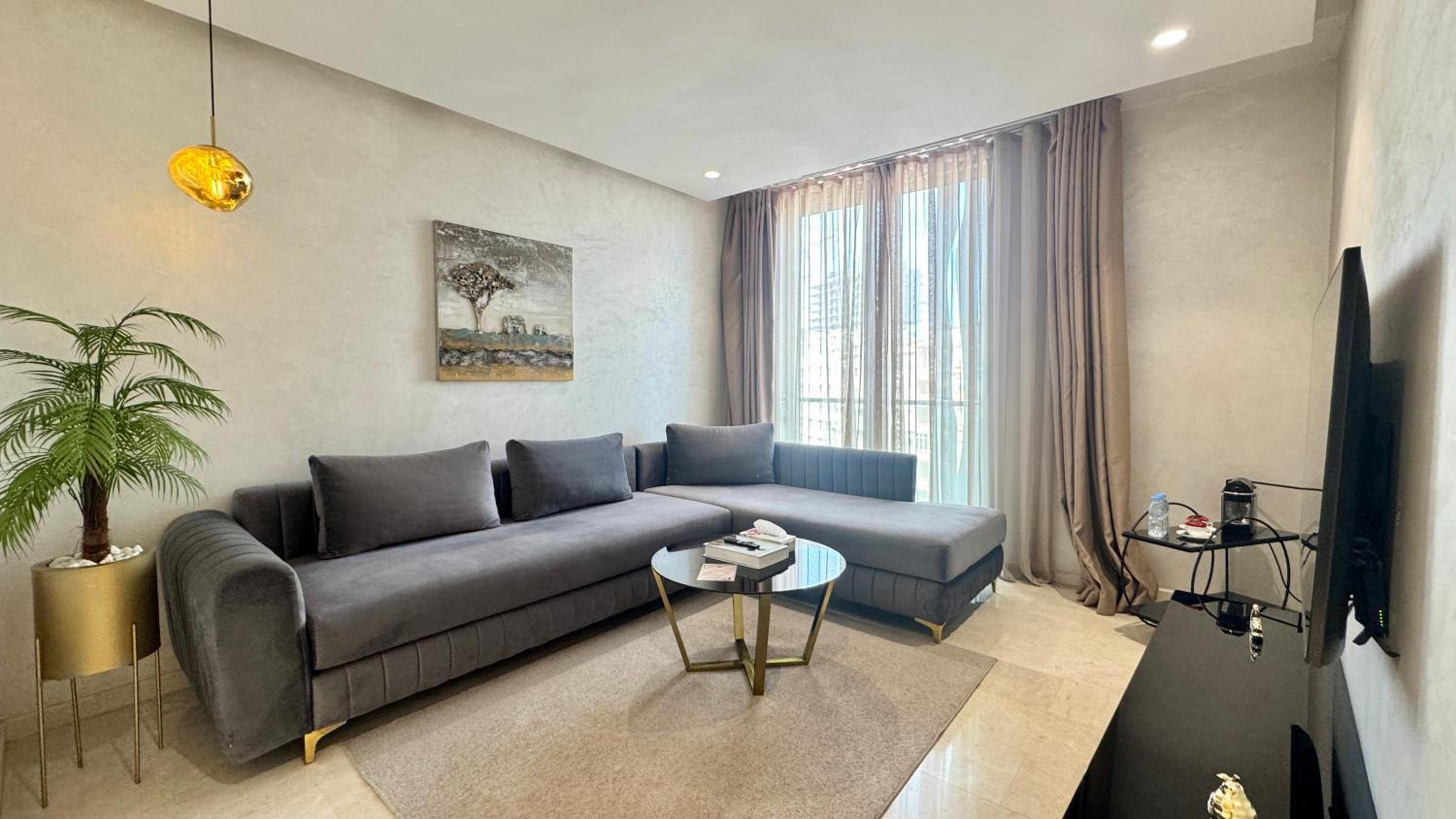 Zen Suites Hotel 46/67