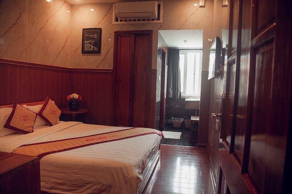 Hong Ngoc Hotel 15/32
