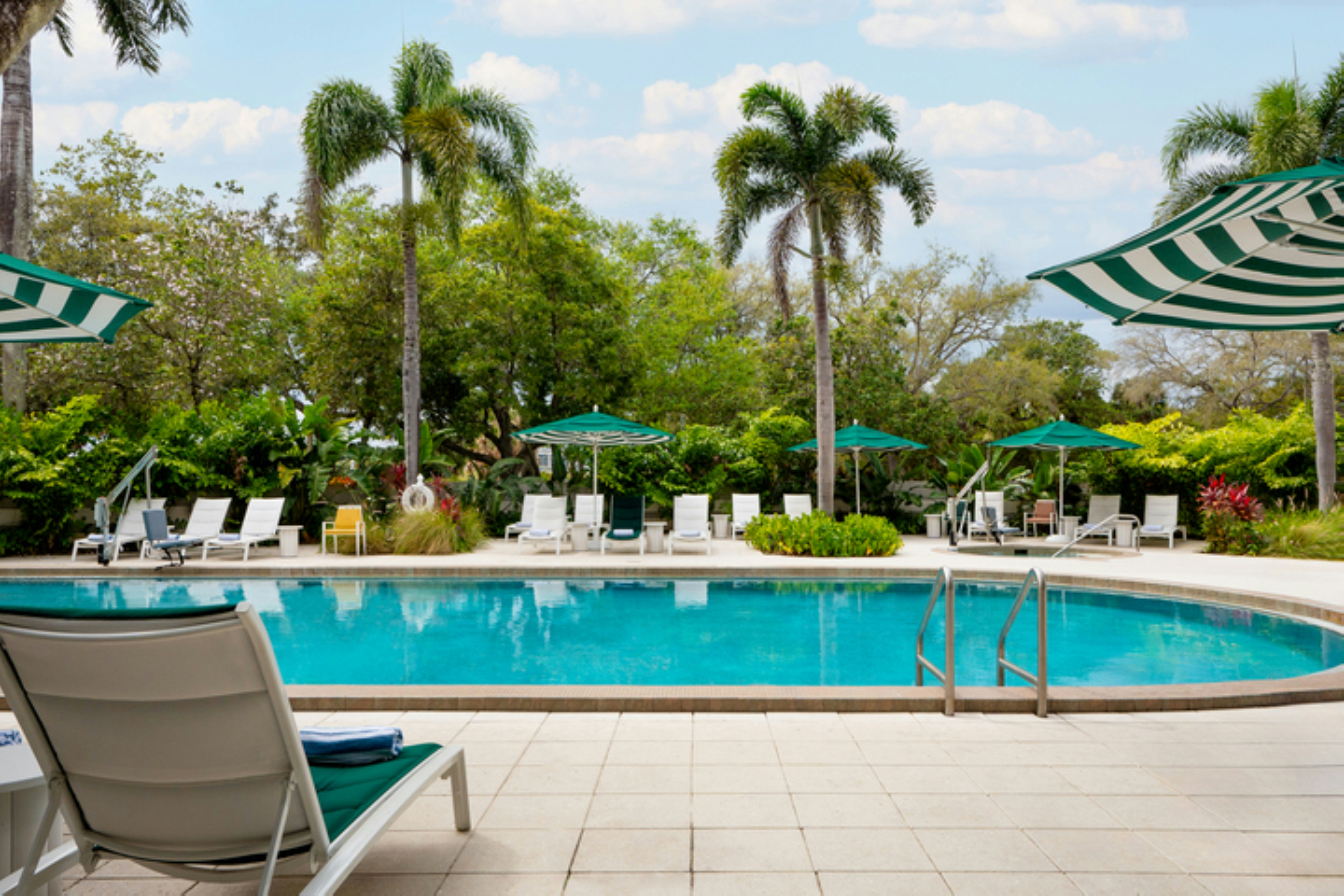 Doubletree by Hilton Deerfield Beach Boca Raton 62/62