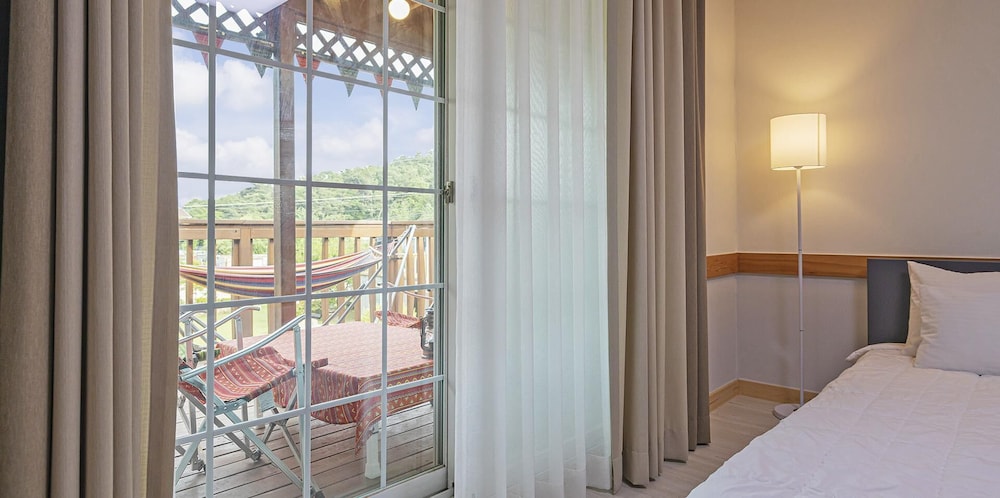 Gyeongju Cabin House Pension 30/50