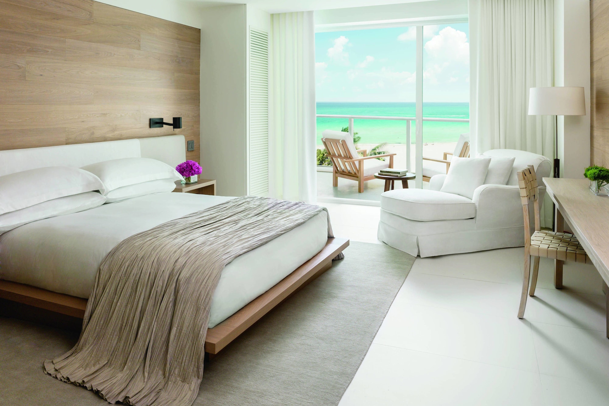 Room, King Bed, Ocean Front, Balcony