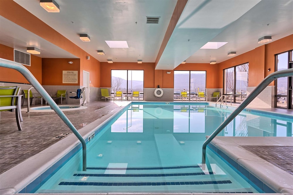 Hampton Inn Williamsport-Downtown 37/40